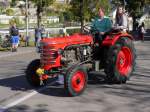 Oldtimer Traktor Hürlimann unterwegs in Bremgarten AG am 18.10.2014