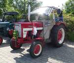=IHC 423, ausgestellt bei der Traktorenaustellung der Fendt-Freunde Bad Bocklet im Juni 2019