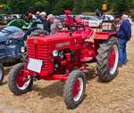 McCormick Farmall D 320, BJ 1957, 20 PS, war beim Oldtimertreffen zu sehen. 19.07.2026