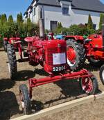 IHC Farmall BJ 1952, 25 PS, 4Zyl, war zum Oldtimertreffen in Nocher gekommen.