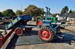 Ein recht ungewöhnlicher Traktor ist der Lanz Alldock der hier beim Herbstfest der Selfkantbahn zusehen ist. 29.9.2013