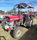 =MF 133 Super, ausgestellt bei der Oldtimerveranstaltung der OLDTIMERFREUNDE OHMTAL in Dannenrod, 09-2025