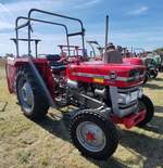 =MF 133, ausgestellt bei der Oldtimerveranstaltung der OLDTIMERFREUNDE OHMTAL in Dannenrod, 09-2025