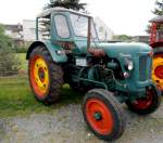 Traktor Famulus RS14/36 beim Traktor Oldtimer Treffen.