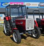 Steyr 768, 4 Zyl, 64 Ps, BJ 1978, stand nahe einem Einkaufszentrum auf der Wemperhardt zum Verkauf.