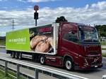 Ein Volvo FH Aero Sattelzug von Hälfiger am 11.9.25 beim Grauholz.