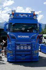 Frontansicht der Scania Zugmaschine von Domig am 20.6.26 bei der L�ndle Truckshow.