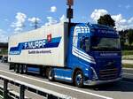 Ein Volvo FH Sattelzug von Murpf am 5.9.25 beim Grauholz.