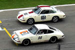 Porsche 911, Nr.99 (MCINERNEY Sean & THORPE James & QUAIFE Phil alle (UK)) und Nr.651 (BATES Mark & BATES James (UK)), auf dem Weg zur Startaufstllung,  Spa Six Hours Endurance am 1.10.20 