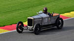 #17, FRAZER NASH  2/3-Sitzer,  Bj.:1925, im Jenks Trophy Rennen (Frazer Nash Car Club), ein historisches Automobilrennen f�r Vorkriegsfahrzeuge des britischen Herstellers Frazer Nash auf dem  Circuit de Spa-Francorchamps, Rahmenprogramm der Spa 6h Classic 2026. Aufnahme am 27.9.2026 von der neuen gro�en Trib�ne mit guter Sicht �ber: Raidillion, Eau Rouge und die Einfahrt der Boxengasse