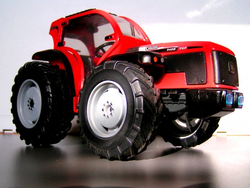 Traktormodell: Antonio CARRARO 9400 TGF; 090214