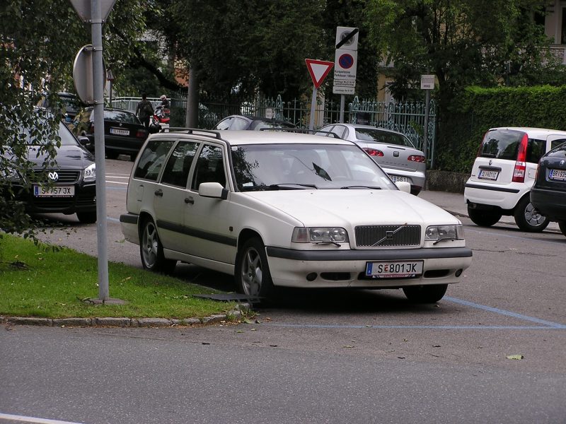 Volvo 850 kombi.