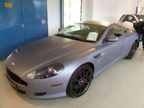 Aston Martin DB9 Coupé auf der International Motor Show in Luxemburg, aufgenommen 25.11.2012