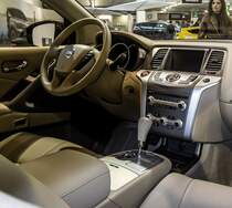 Nissan Murano (Interieur). Foto: 08.11.2014 Auto Zürich 2014 Show.