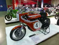 Honda CB 750 auf der International Motor Show in Luxemburg, aufgenommen am 23.11.2013