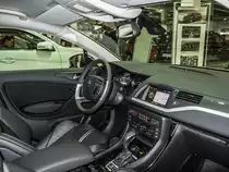 Bequem und hochwertig, Innenraum des Citroen C5 (Auto Zürich 2014)