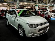Mitsubishi Outlander, gesehen auf dem Auto Zürich 2014.