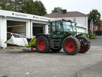 Fendt Xylon am 10.09.2008 abgestellt auf dem Hof der Raiffeisenwerkstatt in Fulda