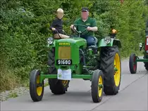 . Oldtimer Traktor Wahl nimmt anl��lich des Traktorentreffens in Keispelt an der Rundfahrt der Traktoren durch die Nachbard�rfer teil.  Wahl, W 17, Bj 1953, 17 Ps, 2 Zyl., 1250 ccm. 10.08.2014