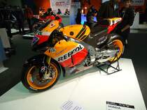 Honda RC 212 V auf der International Motor Show in Luxemburg am 25.11.2012