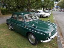 Renault Dauphine bei der Vintage Cars & Bikes in Steinfort am 03.08.2014