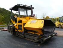 ABG Ingersoll-Rand Titan 7820 am 14.10.2012 auf einer Baustelle bei Saarburg