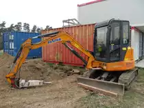 Hanix H 36R am 12.04.2009 auf einer Baustelle in Findel (Lux.)