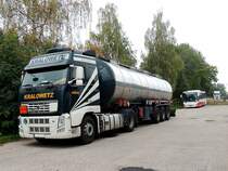 VOLVO FH500, von Kralowetz hält in Ried seine Wochenendruhe ab; 141005