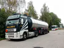 VOLVO FH500, von Kralowetz hält in Ried seine Wochenendruhe ab; 141005