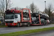 TP-ET 812 (Mercedes Benz Actros) steht am 25.12.2014 in Potsdam Wetzlarer Straße.