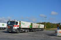 Am 16.09.2014 steht CFD 153 (Scania R480) auf einem Rastplatz an der E4 Richtung Stockholm.