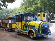  Altstadt-Express  KO-RW 555 in Koblenz am Deutschen Eck, 12.06.2007.