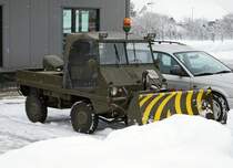 Militärfahrzeuge CH von Walter Ruetsch
HAFLINGER: Privat genutzter ehemaliger Militär-HAFLINGER im Winterdienst in Wiedlisbach am 30. Dezember 2014.
Foto: Walter Ruetsch