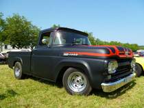 Ford F-100, US-Car-Treffen in Stadtbredimus (Lux.) am 07.07.2013