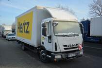 DN-AL 1558 (IVECO) steht am 27.12.2014 in Potsdam Wetzlarer Straße.
