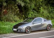 Opel Tigra, getunert. Aufnahmedatum: 10.08.2014.