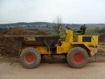 Bergmann AT 245 eingesetzt beim Neubau der L138 zwischen Krettnach und Oberemmel (23.03.2013)