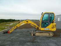 Yuchai YC 30-2 auf einer Baustelle in Bitburg am 10.08.2014