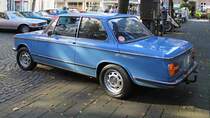 BMW 1502 auf dem Rathausplatz in St. Tönis, 12.10.14