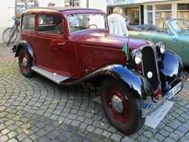 BMW 309 auf dem Rathausplatz in St. Tönis, 12.10.14