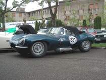 Jaguar D-Type auf einem Hotelparkplatz in Brescia (I) am 06.05.2004