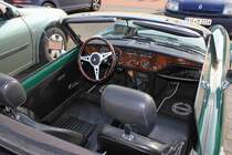 Cockpit des Triumph Spitfire 1500 in St. Tönis, 12.10.14