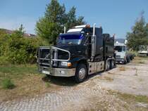 VOLVO Zugmaschine,am 08.Juli 2014,in Sassnitz