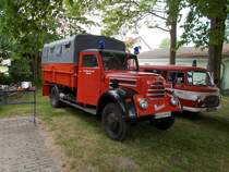 Garant Feuerwehr bei der Oldtimerausstellung in Patzig am 31.Mai 2014.