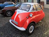 BMW Isetta auf dem Rathausplatz in St. Tönis, 12.10.14