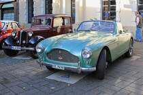 Aston Martin DB4 auf dem Rathausplatz in St. Tönis, 12.10.14