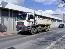 MAN TGA34.430 D20 commonrail; am Weg zur nächsten Ladestelle; 140422