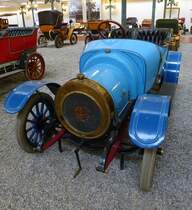Le Gui B2, franzsischer Oldtimer, Baujahr 1913, 4-Zyl.Motor mit 1591ccm und 10PS, Vmax.50Km/h, Automobilmuseum Mlhausen, Nov.2013