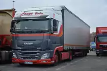 Am 10.01.2015 steht B-CL 4477 (DAF) auf dem Rastplatz an der Avus (A115).