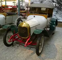 Philos A4M, franz�sischer Oldtimer, Baujahr 1914, 4-Zyl.Motor  mit 1130ccm und 10PS, Vmax.65Km/h, Automobilmuseum M�lhausen, Nov.2013